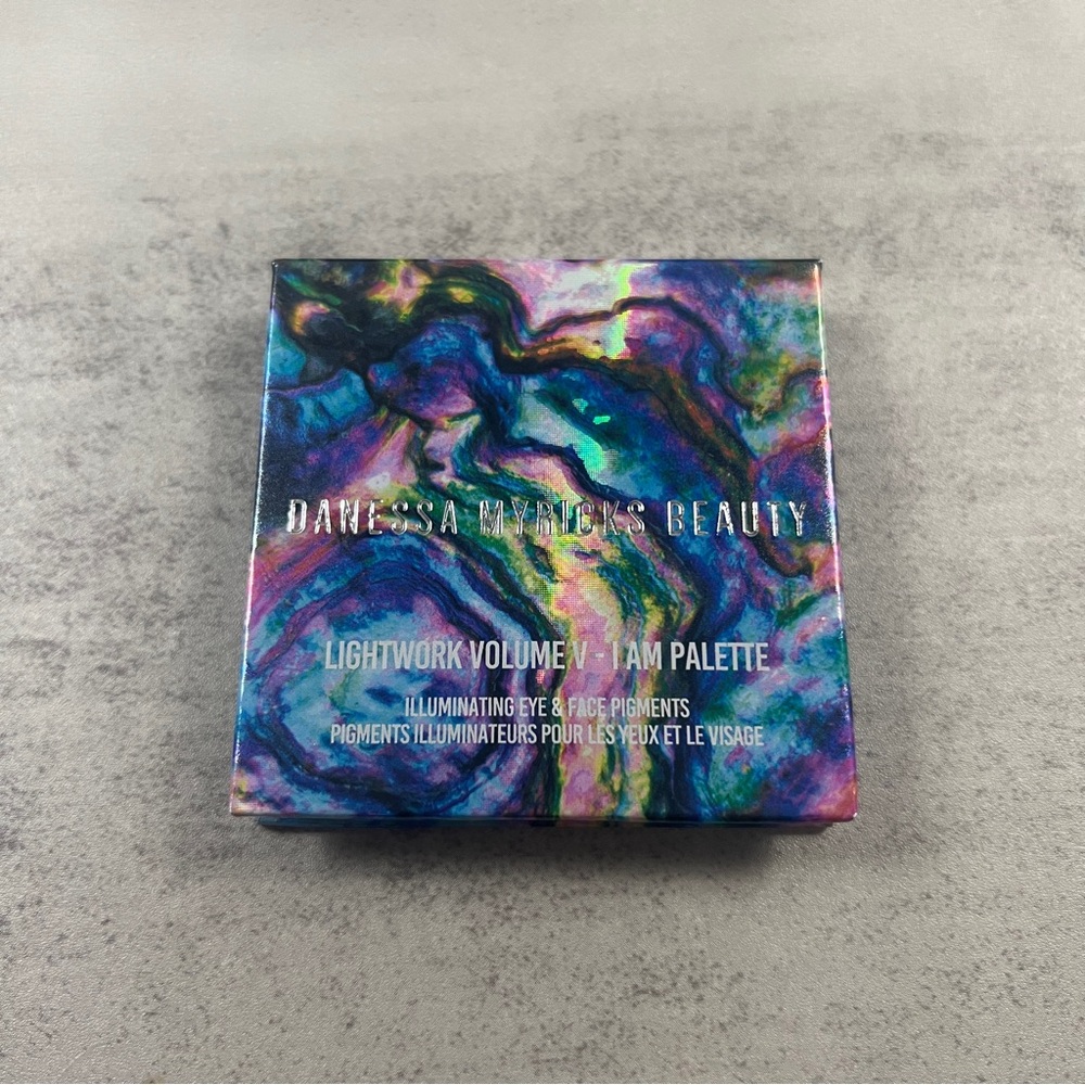 Danessa Myricks Lightwork Volume V Palette’s I Am Fearless Single Eyeshadow - Picture 2 of 11